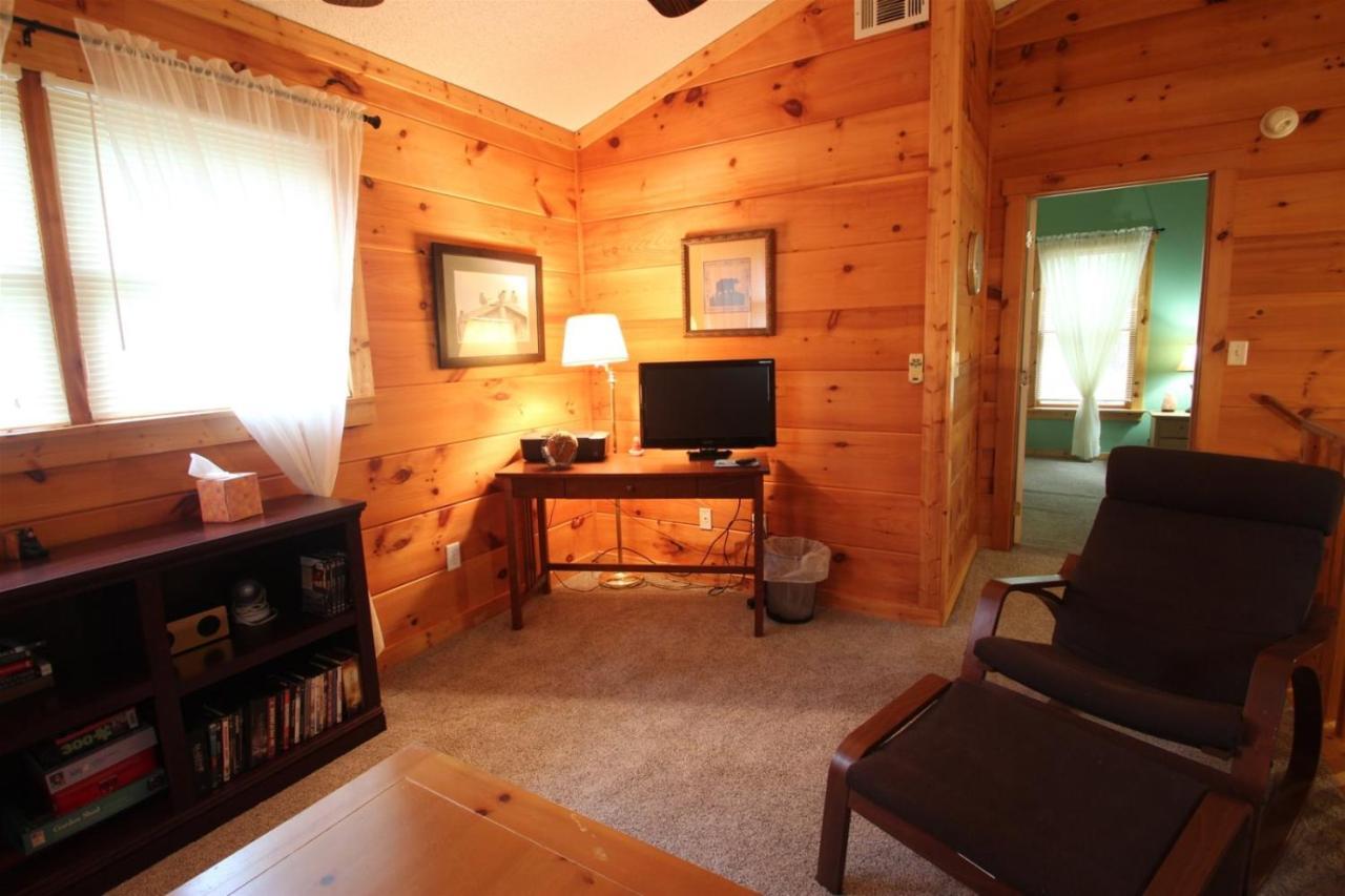 Laughing Bear Cabin Vila Ellijay Exterior foto